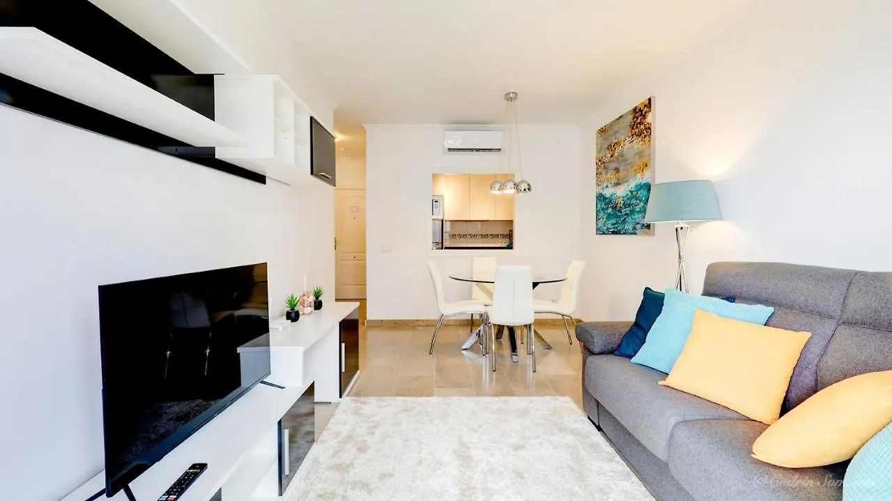 Cozy Apartment Overlooking Estepona'S Marina! 0*, Estepona Spain