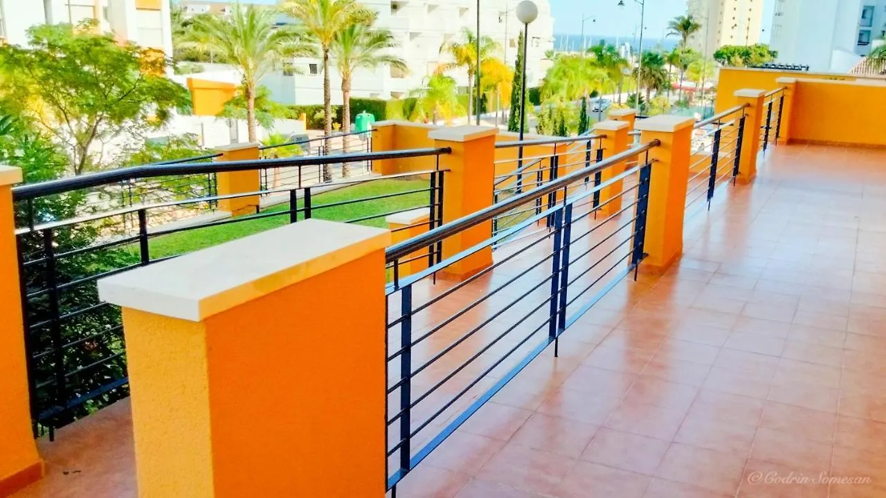 Cozy Apartment Overlooking Estepona'S Marina!