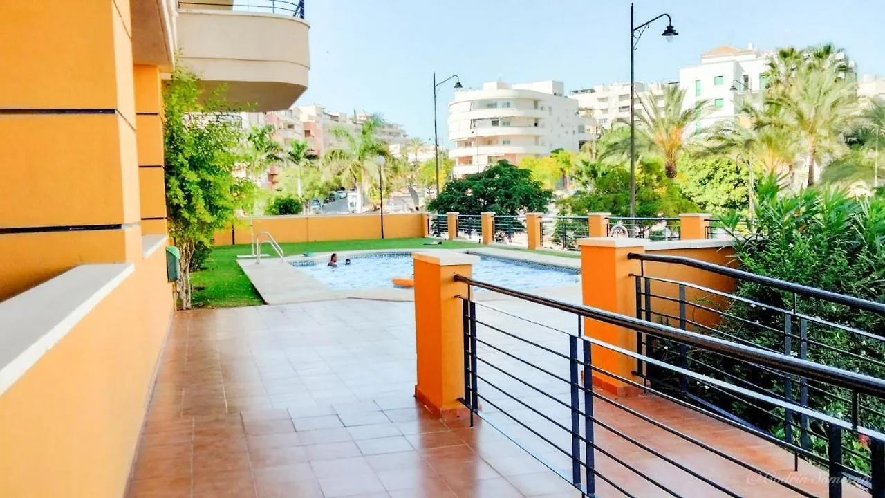 Cozy Apartment Overlooking Estepona'S Marina!  Estepona