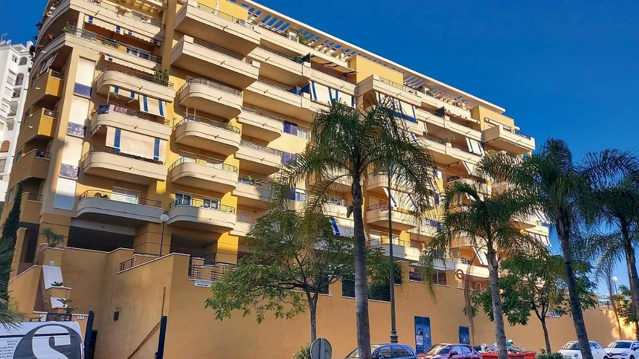 Cozy Apartment Overlooking Estepona'S Marina! 0*, Estepona