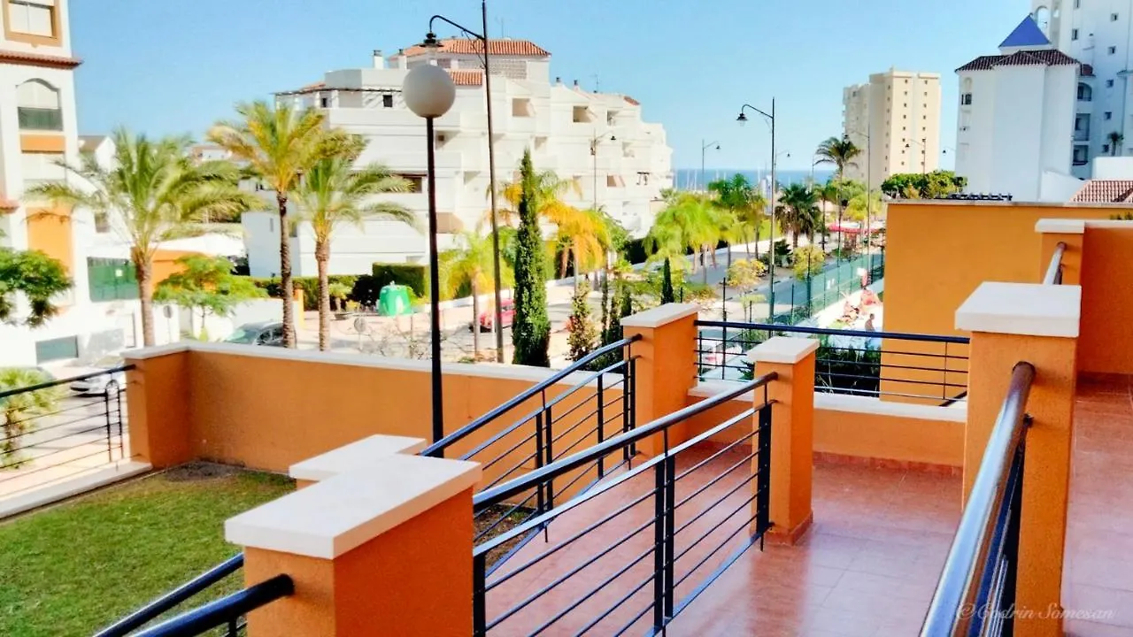 Cozy Apartment Overlooking Estepona'S Marina! Spain